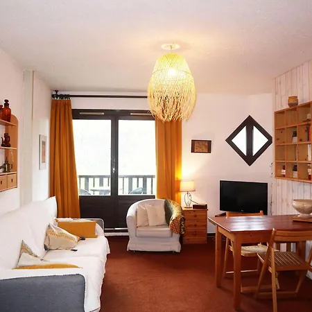 Apartment Spacieux Au Centre Des Orres 1650, 3 Chambres, Pour 6/8 Personnes - Fr-1-322-521